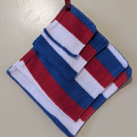Washcloth Set- Red, White, and Blue Striped - Picture 1 of 4